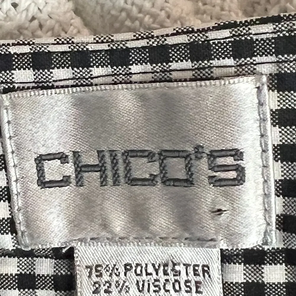 CHICO’S Women’s Gingham Shorts  10   Cottage Core  Beach